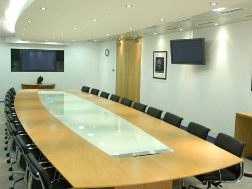 Rolls Royce Meeting Rooms