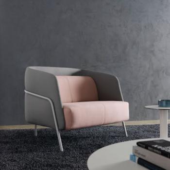 Segis Noldor chair in pink and grey