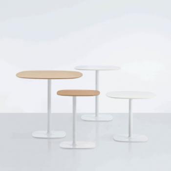 Modus Bloom tables mixed sizes in white and natural wood