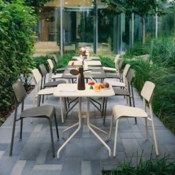 Fermobs Studie outdoor seating