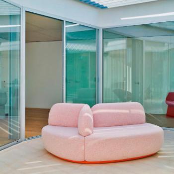 Sancal La Isla Sofa with three sections in pink