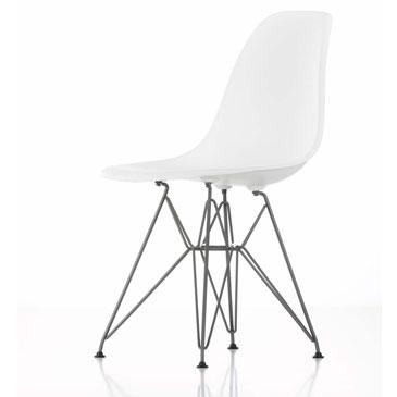 DSR Eames Plastic Side Chair