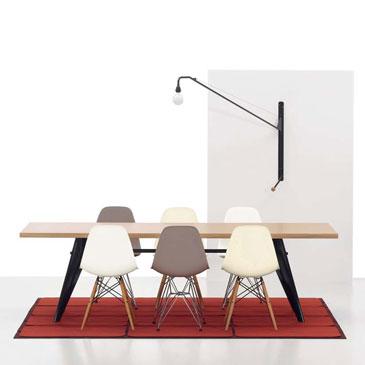 DSW Eames Plastic Chair