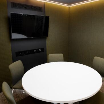 Infinity Meeting pods