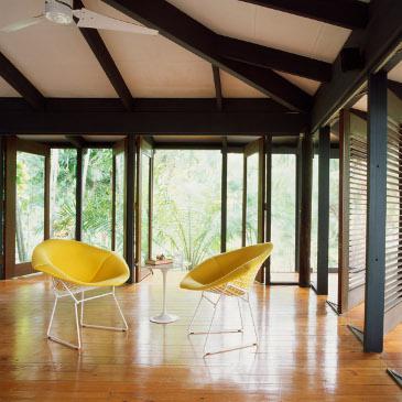 Bertoia Diamond chair