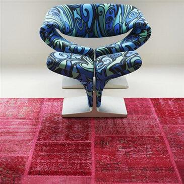 Ribbon chair