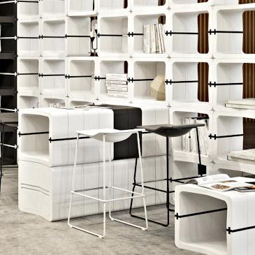 U-Cube divider and shelving