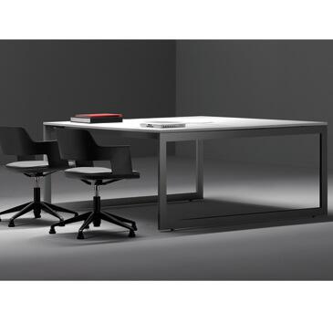 V30 Desk range