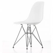 DSR Eames Plastic Side Chair
