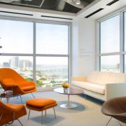 Florence Knoll Sofa and relaxed sofa