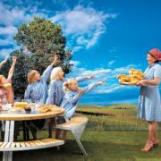 Gargantua Outdoor table system